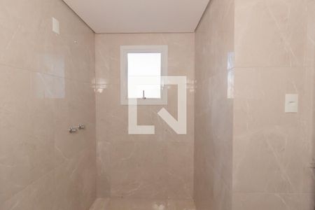 Casa à venda com 194m², 3 quartos e 2 vagasBanheiro da Suíte