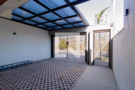 Casa à venda com 194m², 3 quartos e 2 vagasÁrea externa