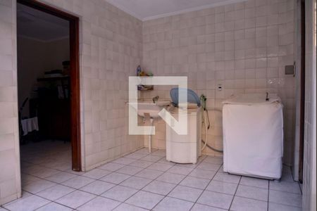 Casa à venda com 100m², 2 quartos e 3 vagas Casa à venda com 100m², 2 quartos e 3 vagasÁrea de serviço