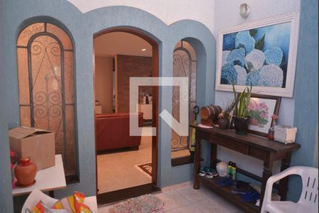 Casa à venda com 100m², 2 quartos e 3 vagas Casa à venda com 100m², 2 quartos e 3 vagasDespensa