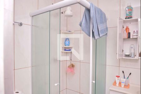 Casa à venda com 100m², 2 quartos e 3 vagas Casa à venda com 100m², 2 quartos e 3 vagasBanheiro