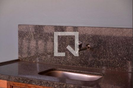 Casa à venda com 100m², 2 quartos e 3 vagas Casa à venda com 100m², 2 quartos e 3 vagasPia