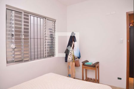 Casa à venda com 100m², 2 quartos e 3 vagas Casa à venda com 100m², 2 quartos e 3 vagasQuarto