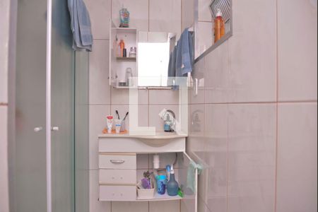 Casa à venda com 100m², 2 quartos e 3 vagas Casa à venda com 100m², 2 quartos e 3 vagasBanheiro