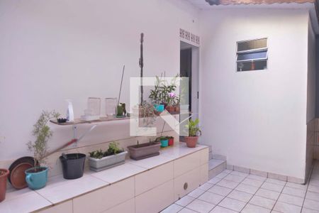 Casa à venda com 100m², 2 quartos e 3 vagas Casa à venda com 100m², 2 quartos e 3 vagasÁrea externa