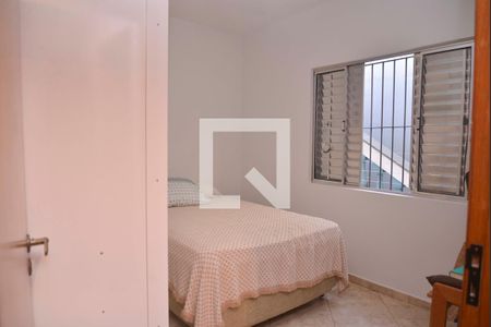 Casa à venda com 100m², 2 quartos e 3 vagas Casa à venda com 100m², 2 quartos e 3 vagasQuarto