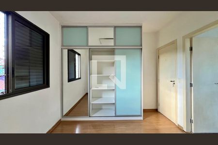 Quarto  de apartamento para alugar com 3 quartos, 85m² em Palmares, Belo Horizonte