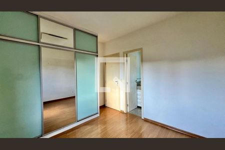 Quarto  de apartamento para alugar com 3 quartos, 85m² em Palmares, Belo Horizonte