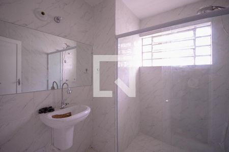 Banheiro de casa para alugar com 2 quartos, 105m² em Vila Gumercindo, São Paulo