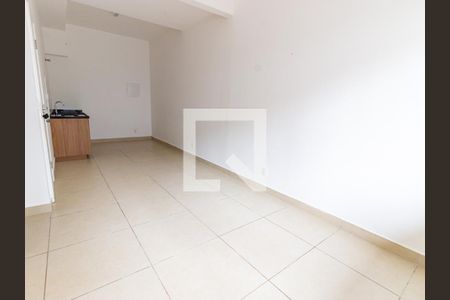 Quarto/Cozinha de apartamento para alugar com 1 quarto, 22m² em Brás, São Paulo