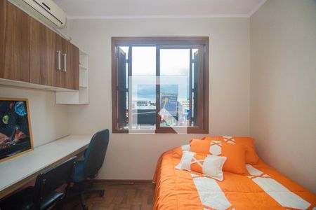 Quarto 1 de apartamento à venda com 3 quartos, 87m² em São João, Porto Alegre