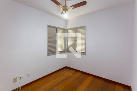 Quarto 2 de apartamento para alugar com 2 quartos, 63m² em Sion, Belo Horizonte