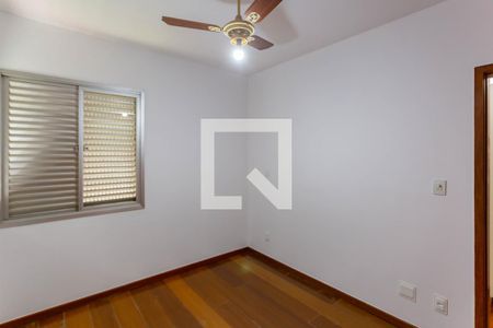 Quarto 2 de apartamento para alugar com 2 quartos, 63m² em Sion, Belo Horizonte