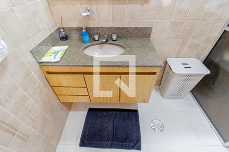 Apartamento à venda com 206m², 3 quartos e 2 vagasBanheiro