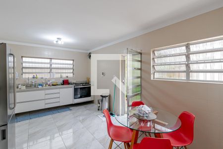 Apartamento à venda com 206m², 3 quartos e 2 vagasCozinha