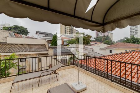 Apartamento à venda com 206m², 3 quartos e 2 vagasSacada