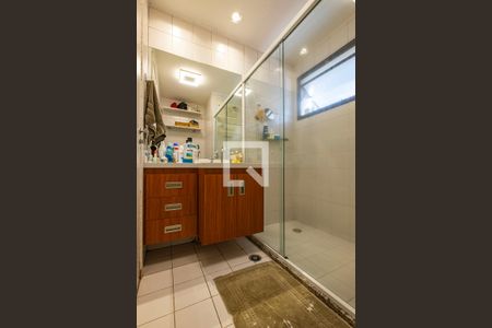 Suíte 1 - Banheiro de apartamento para alugar com 2 quartos, 90m² em Pinheiros, São Paulo