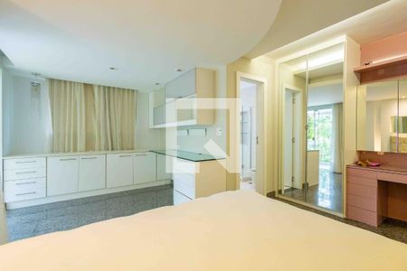 Casa de condomínio à venda com 1280m², 5 quartos e 2 vagasSuíte 2