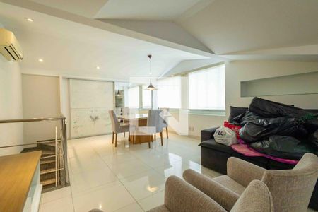 Casa de condomínio à venda com 1280m², 5 quartos e 2 vagasSótão