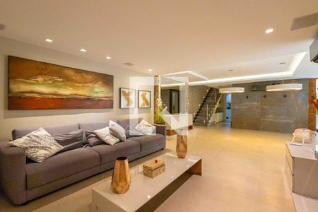 Casa de condomínio à venda com 1280m², 5 quartos e 2 vagasSala