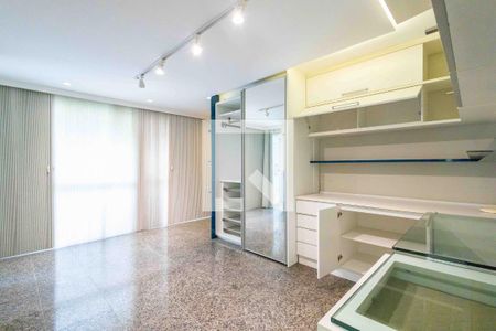 Casa de condomínio à venda com 1280m², 5 quartos e 2 vagasSuíte 3