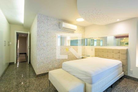 Casa de condomínio à venda com 1280m², 5 quartos e 2 vagasSuíte 2