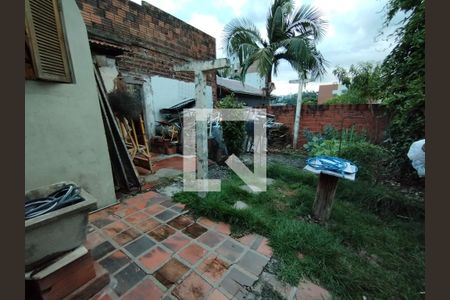 Casa à venda com 220m², 3 quartos e 1 vagaÁrea de serviço 