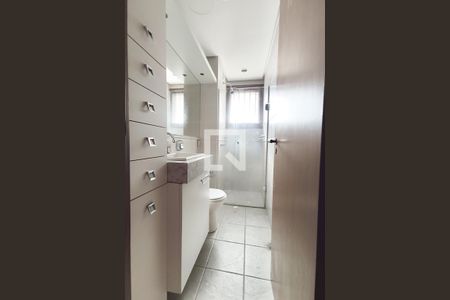 Banheiro da Suíte de apartamento para alugar com 2 quartos, 72m² em Centro, Novo Hamburgo