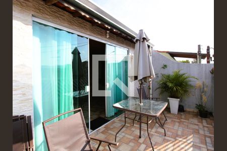 Casa à venda com 140m², 3 quartos e 2 vagasVaranda