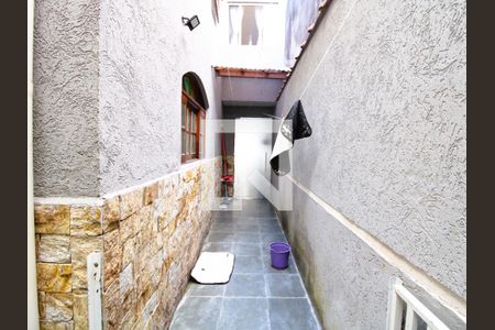 Casa à venda com 140m², 3 quartos e 2 vagasQuintal