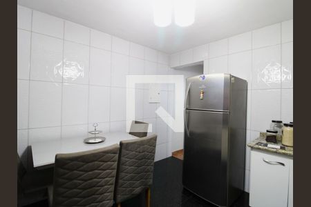 Casa à venda com 140m², 3 quartos e 2 vagasCozinha