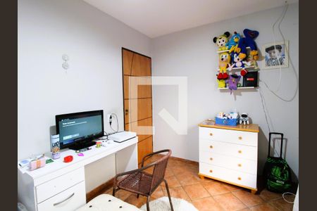 Casa à venda com 140m², 3 quartos e 2 vagasQuarto 2
