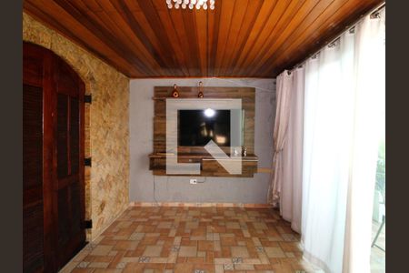 Casa à venda com 140m², 3 quartos e 2 vagasSala de TV