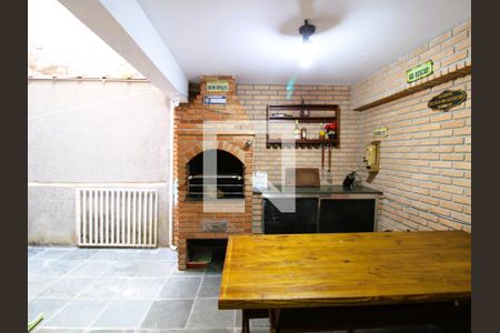 Casa à venda com 140m², 3 quartos e 2 vagasQuintal e churrasqueira