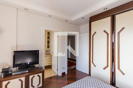 Apartamento à venda com 315m², 4 quartos e 4 vagasSuíte 3