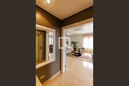 Apartamento à venda com 315m², 4 quartos e 4 vagasHall