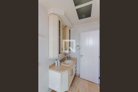 Apartamento à venda com 315m², 4 quartos e 4 vagasBanheiro da Suíte 3