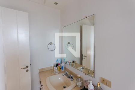 Apartamento à venda com 315m², 4 quartos e 4 vagasEspelho