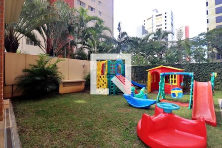 Apartamento à venda com 315m², 4 quartos e 4 vagasÁrea Comum - Playground