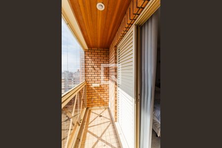 Apartamento à venda com 315m², 4 quartos e 4 vagasVaranda da Suíte 2