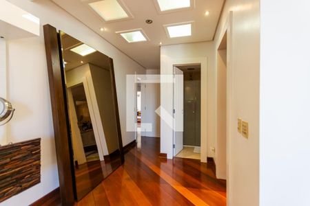 Apartamento à venda com 315m², 4 quartos e 4 vagasSuíte 1