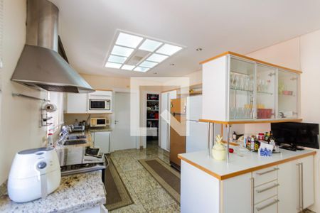 Apartamento à venda com 315m², 4 quartos e 4 vagasCozinha