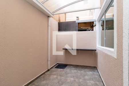 Apartamento para alugar com 65m², 2 quartos e 1 vagaÁrea de Serviço