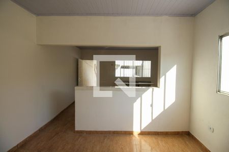 Sala de casa para alugar com 1 quarto, 80m² em Jardim Nova Itaqua, Itaquaquecetuba