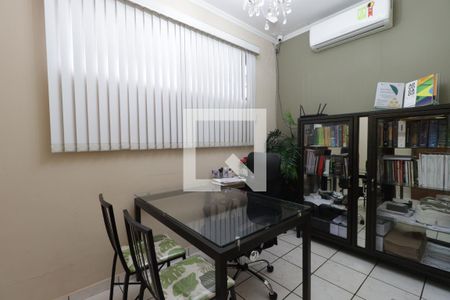 Escritório de casa para alugar com 4 quartos, 360m² em Nova Ribeirânia, Ribeirão Preto