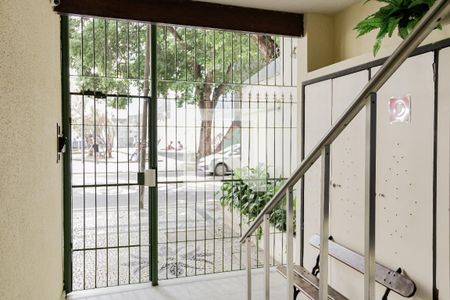 Apartamento à venda com 109m², 3 quartos e sem vagaHall de entrada