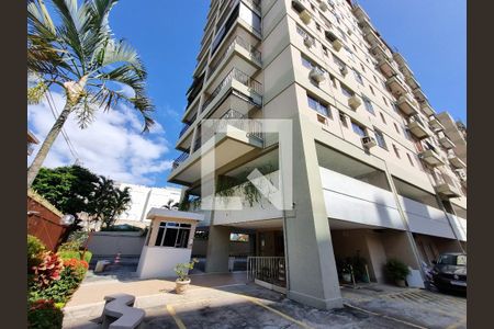 Apartamento à venda com 198m², 4 quartos e 2 vagas Apartamento à venda com 198m², 4 quartos e 2 vagasFachada