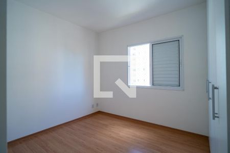 Quarto 2 de apartamento para alugar com 2 quartos, 56m² em Jardim Sao Carlos, Sorocaba