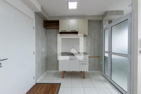 Sala/Cozinha de apartamento para alugar com 2 quartos, 34m² em Vila Tolstoi, São Paulo