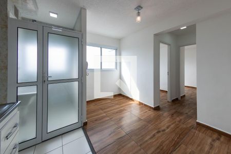 Sala/Cozinha de apartamento para alugar com 2 quartos, 34m² em Vila Tolstoi, São Paulo